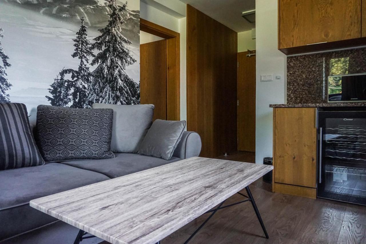 Apartmány GOLF&SKI Valča Esterno foto