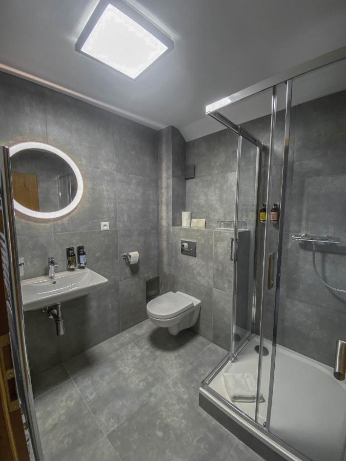 Apartmány GOLF&SKI Valča Esterno foto