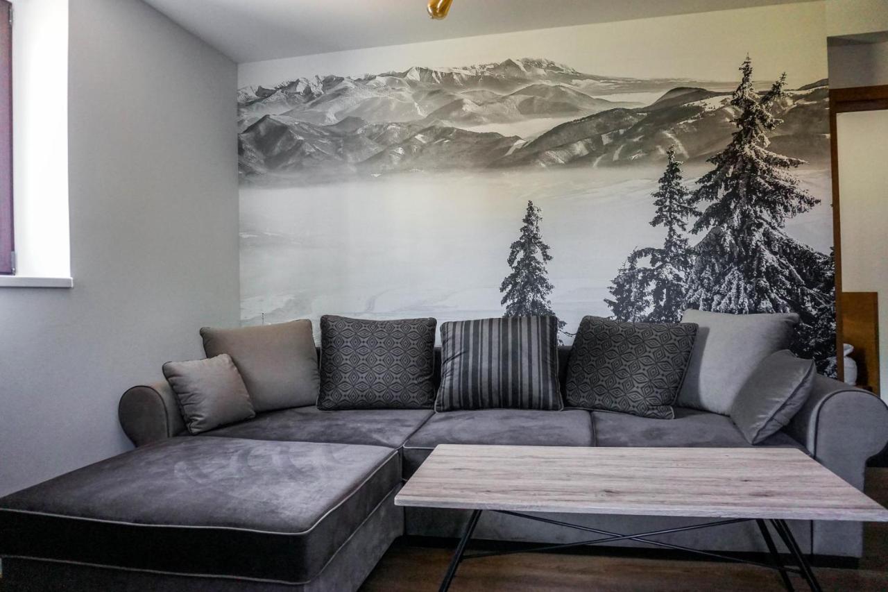 Apartmány GOLF&SKI Valča Esterno foto