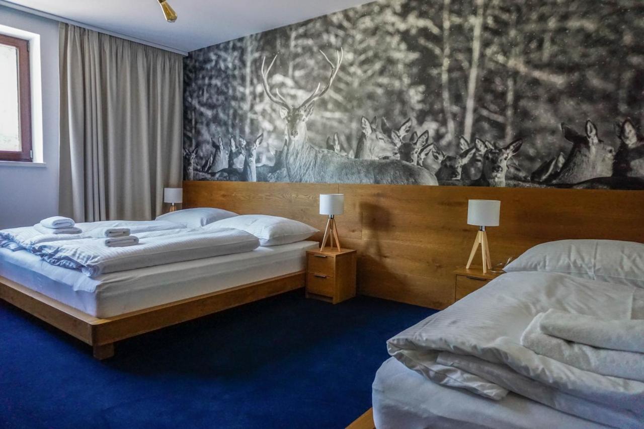 Apartmány GOLF&SKI Valča Esterno foto